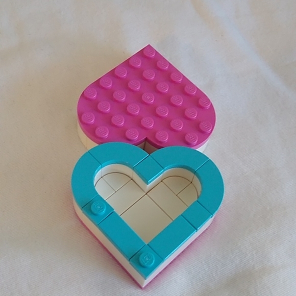 Lego Mini Heart Jewelry Box - Picture 4 of 11